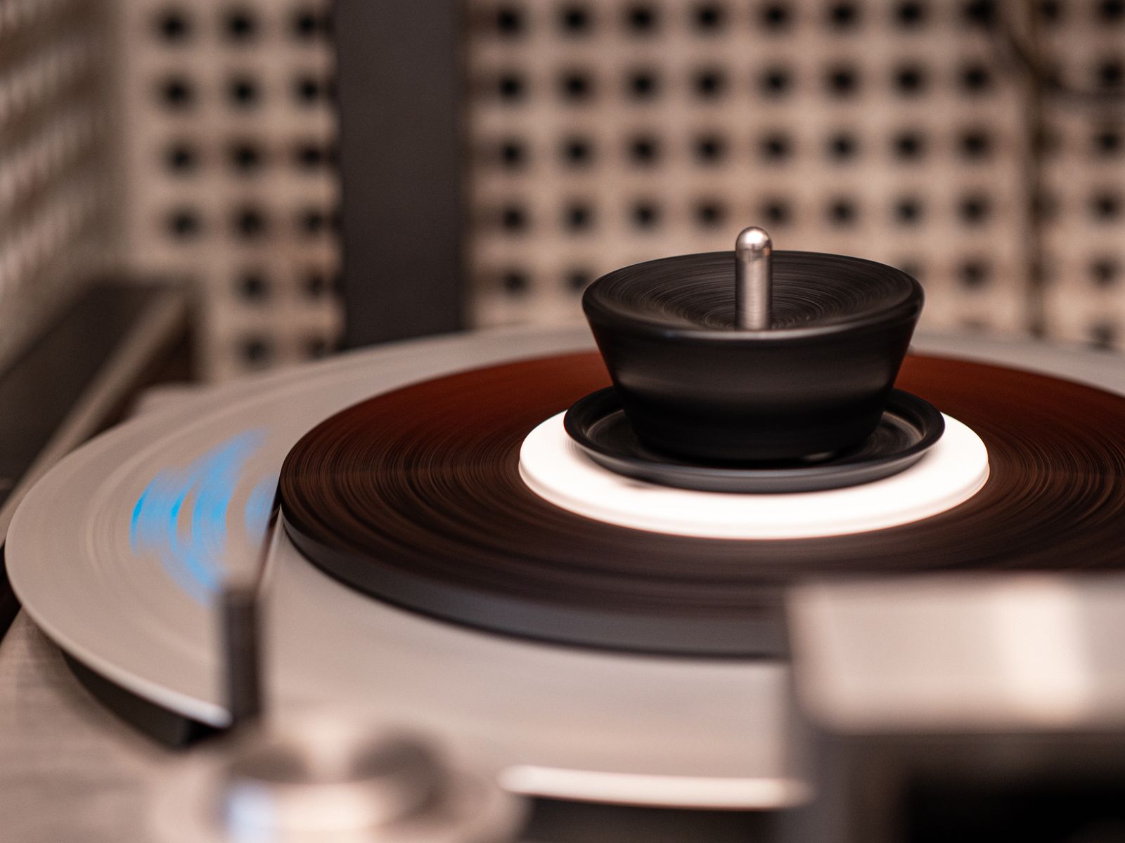 Test : quatre presseurs de vinyle comparés